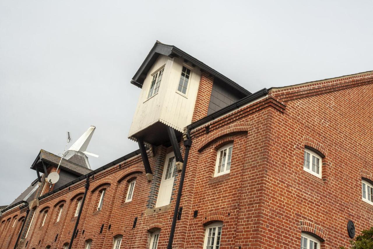 The Maltings - Cosy Apartment Just Outside Of City Centre Canterbury Exterior photo